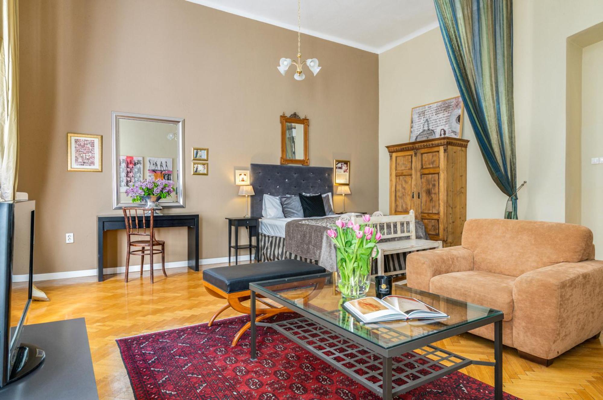 Super Chic With A Private Balcony Apartman *