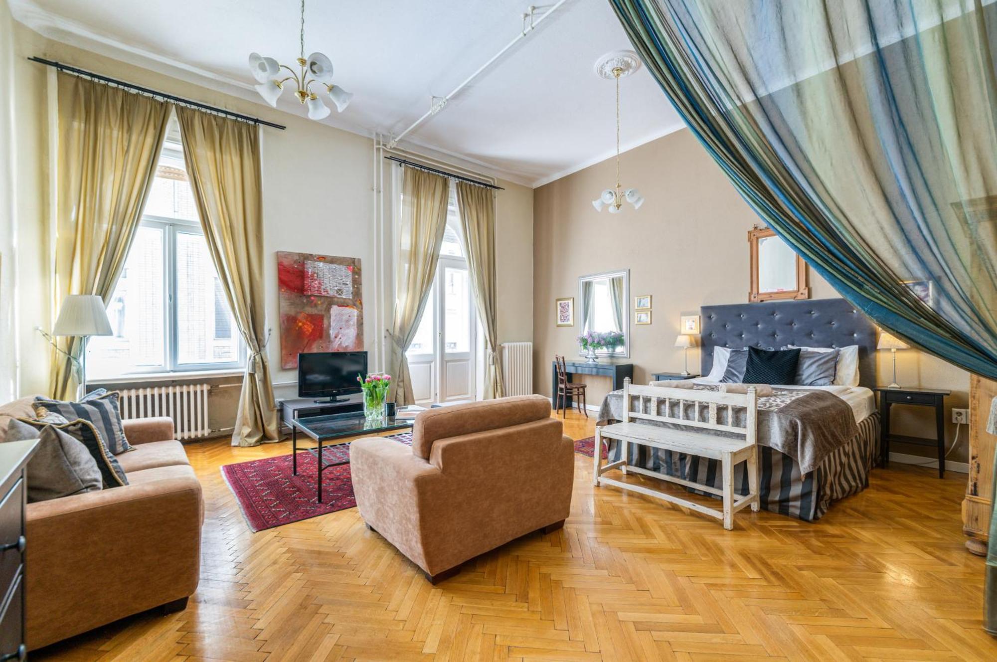 Apartman Super Chic With A Private Balcony Budapest